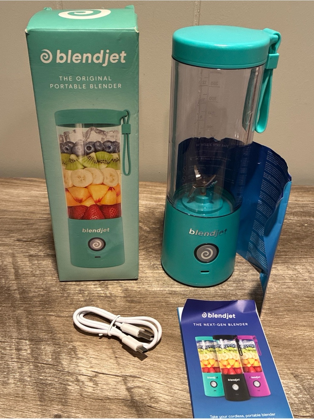 Blendjet 2 Portable Blender 16oz Cordless USB Mint Leak Proof Carry Strap
